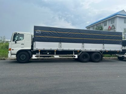 Xe tải Hino 15 tấn